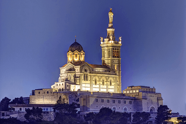 La cattedrale di Notre Dame de la Garde a Marsiglia (fonte:…