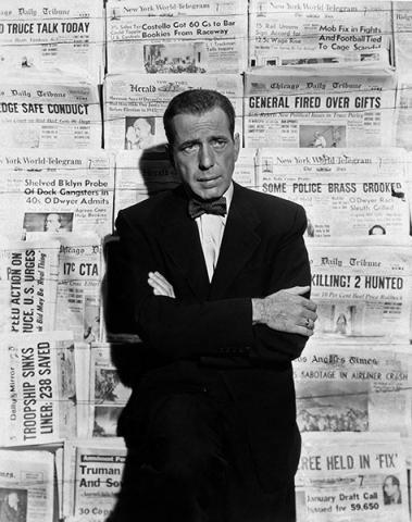 Humphrey Bogart in una foto promozionale di Deadline - U.S.A. (1952).